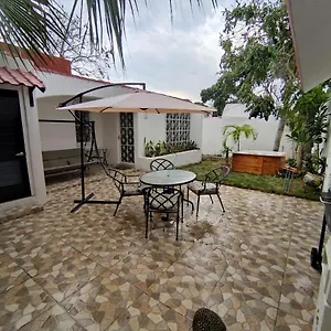 Villa Tulipan, Cancún