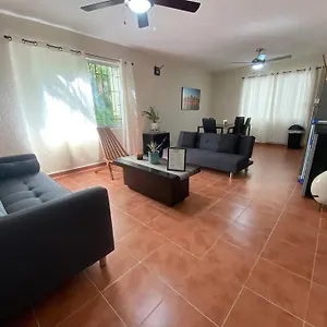 Apartamento Peach35 Centrico, 5 Min De La Playa, Cancún
