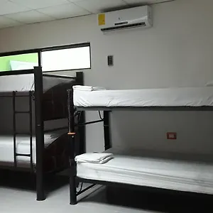 Hostal Mundo Maya, Cancún